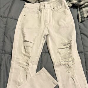 White ripped skinny jeans